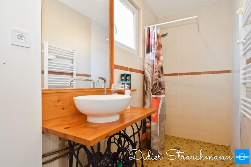 Maison - 93 m² - 5 pièces