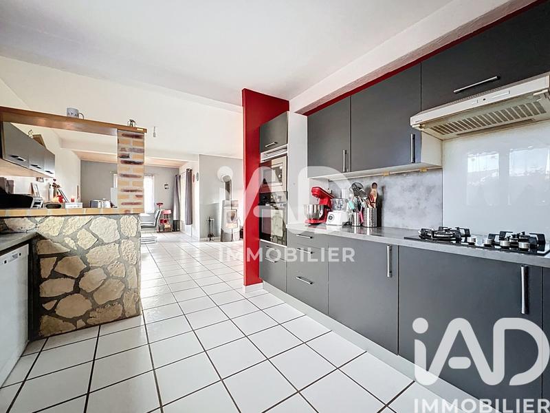 Maison - 97 m² - 5 pièces