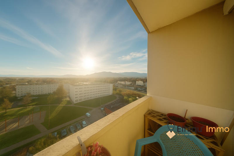 Appartement - 100 m² - 4 pièces