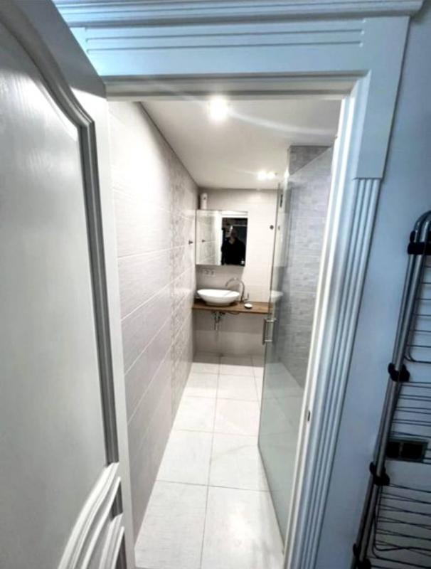 Studio - 25 m² - 1 pièce