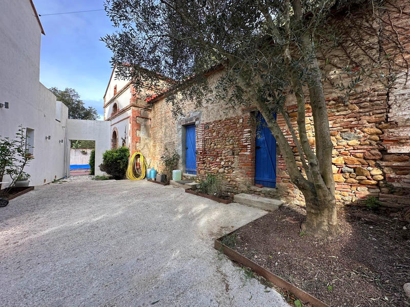 Villa - 320 m² - 10 pièces