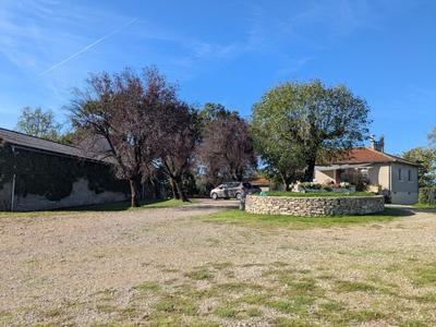 Corps de ferme - 146 m² - 7 pièces