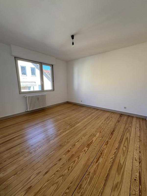 Appartement - 75 m² - 3 pièces