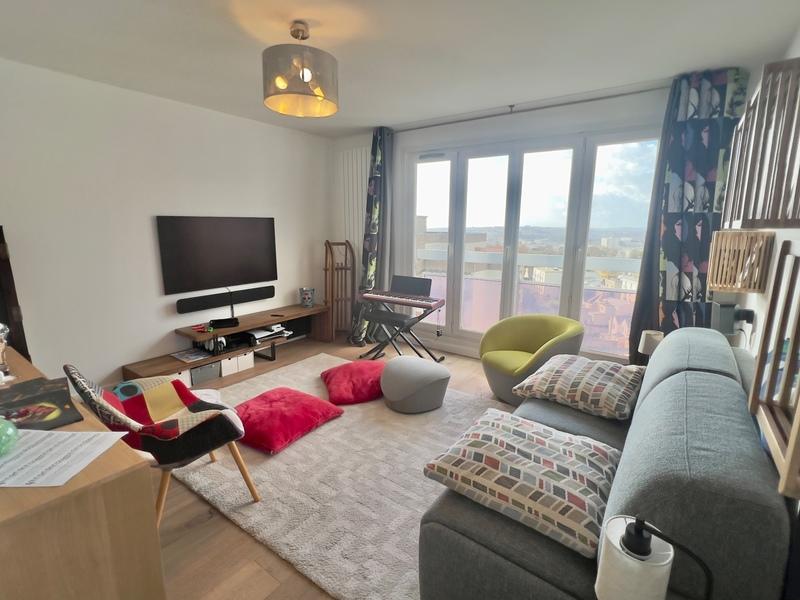 Appartement - 159 m² - 8 pièces