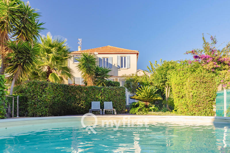 Maison - 163 m² - 5 pièces