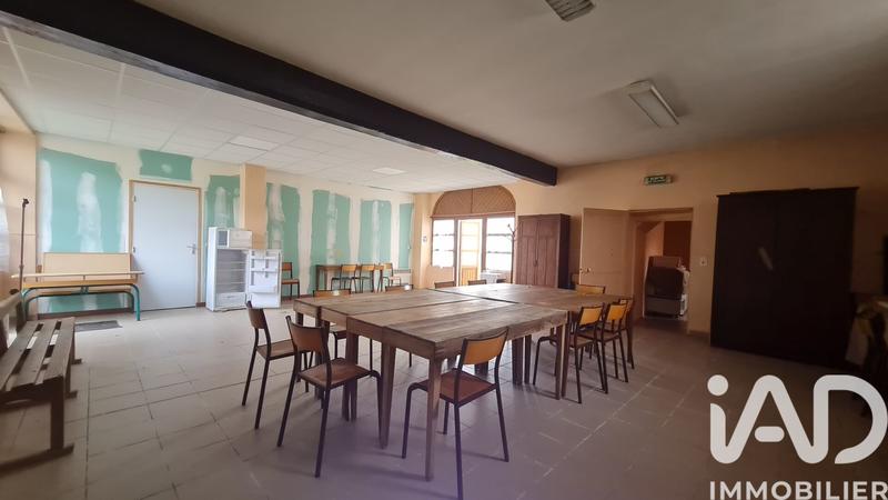 Maison - 225 m² - 10 pièces