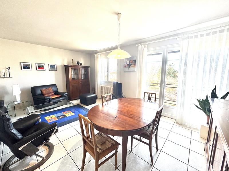 Maison - 143 m² - 6 pièces