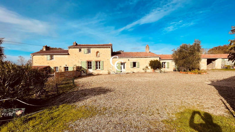 Ferme - 233 m² - 8 pièces