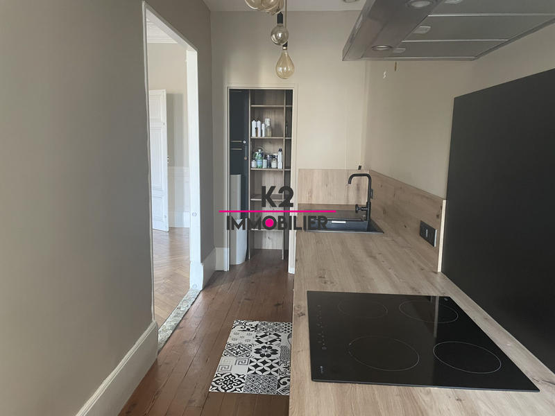 Appartement - 87 m² - 3 pièces