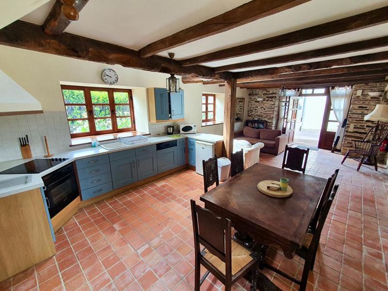 Maison - 352 m² - 16 pièces