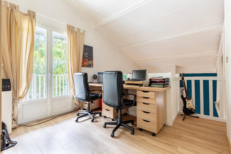 Maison - 156 m² - 7 pièces