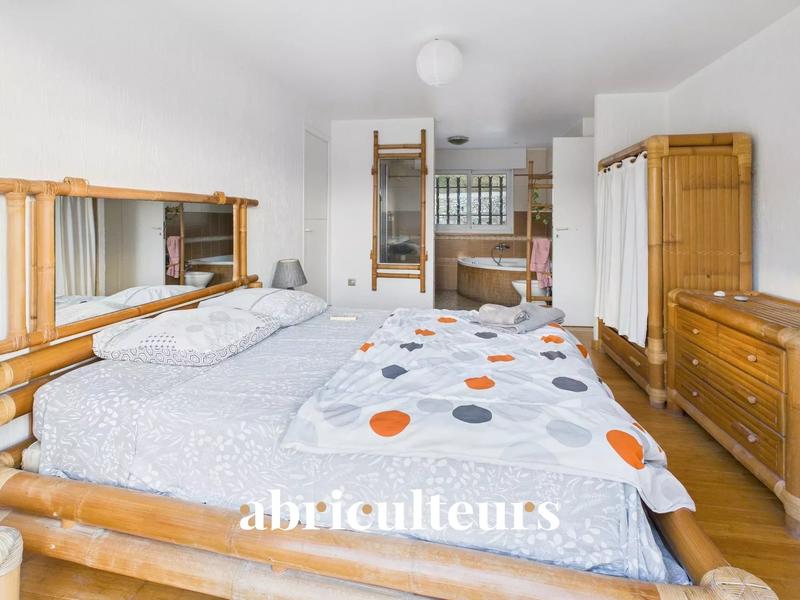 Maison - 173 m² - 7 pièces