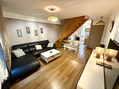 Appartement - 79 m² - 6 pièces