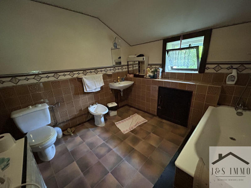 Maison en pierre - 158 m² - 4 pièces