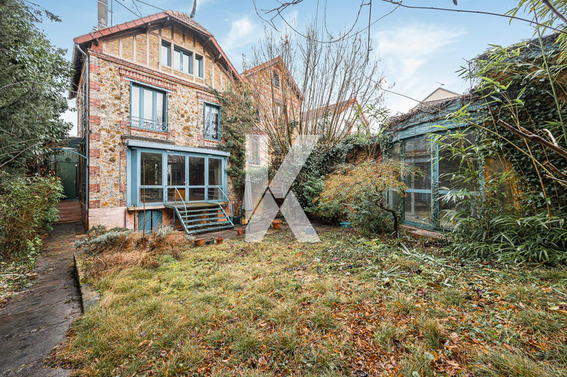 Maison ancienne - 160 m² - 6 pièces