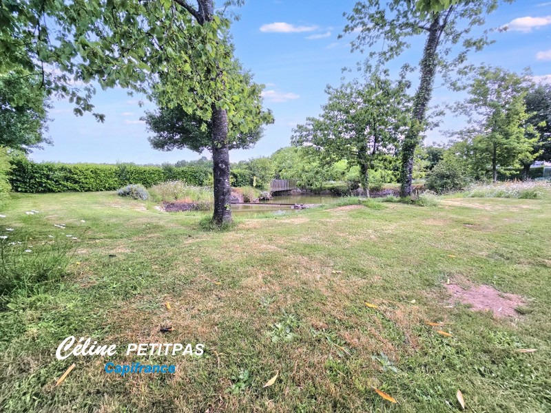 Terrain constructible - 1 240 m²