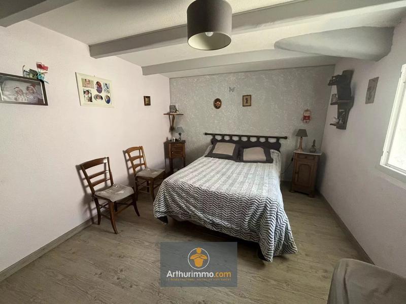 Maison - 200 m² - 8 pièces