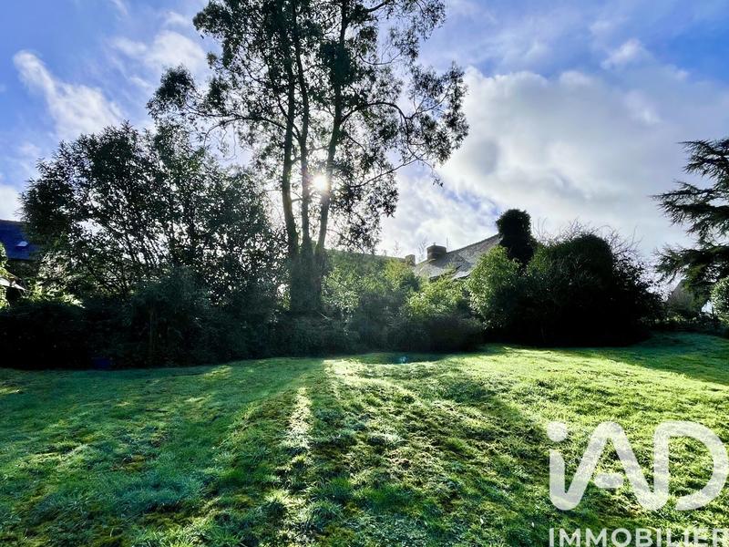 Maison - 234 m² - 12 pièces