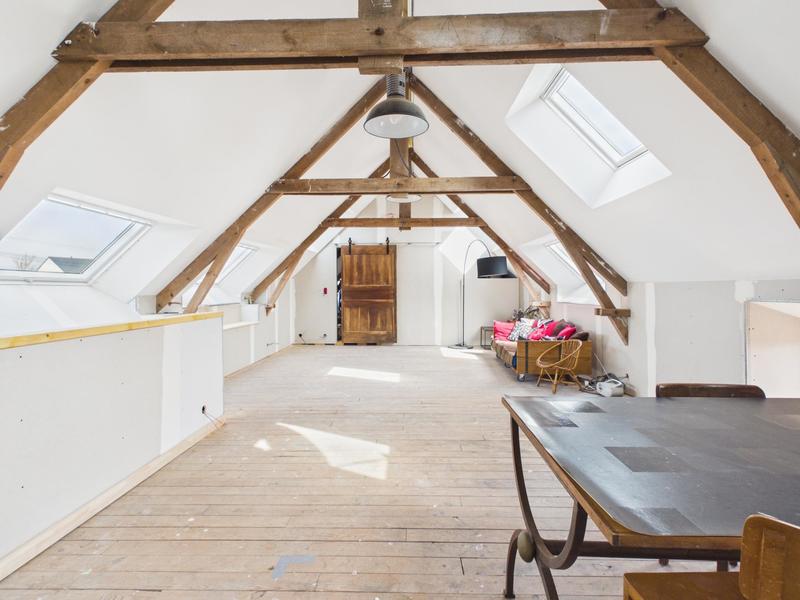 Maison - 286 m² - 8 pièces