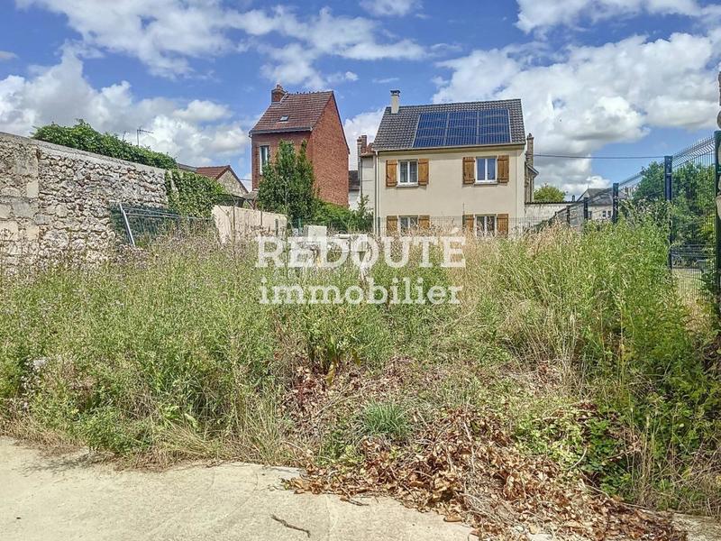 Terrain constructible - 246 m²