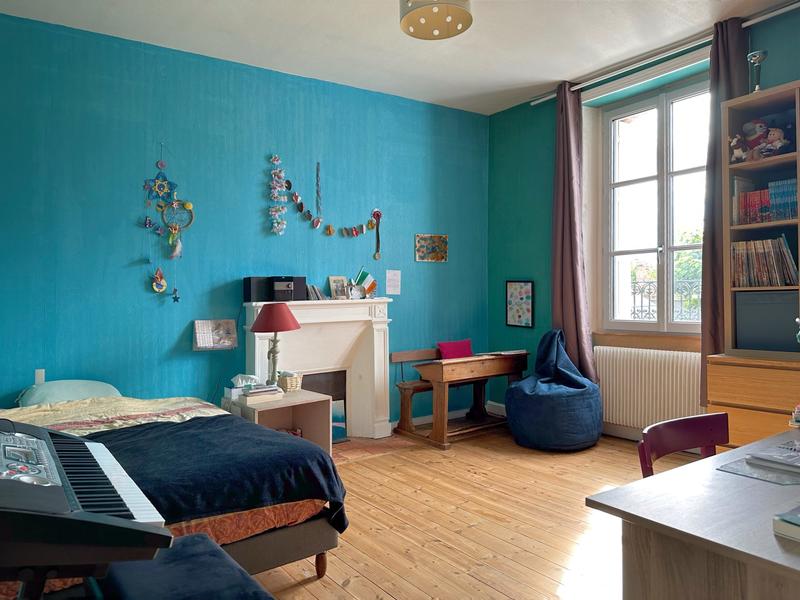 Maison - 194 m² - 9 pièces