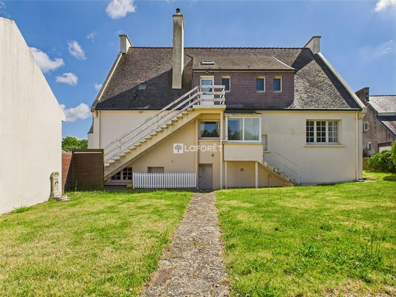 Maison - 204 m² - 8 pièces