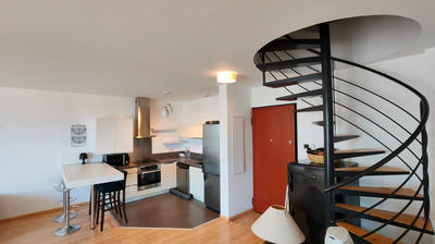 Appartement - 99 m² - 4 pièces