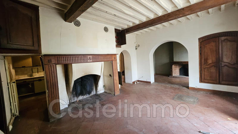 Maison - 210 m² - 6 pièces