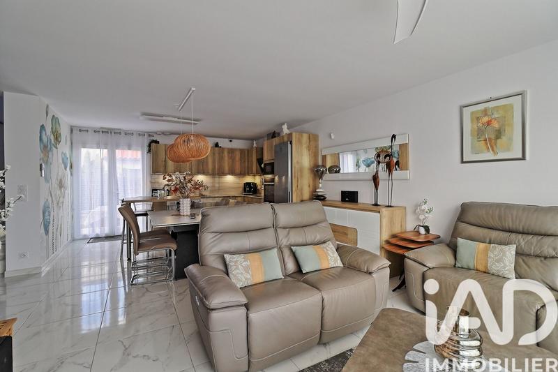 Maison - 95 m² - 4 pièces