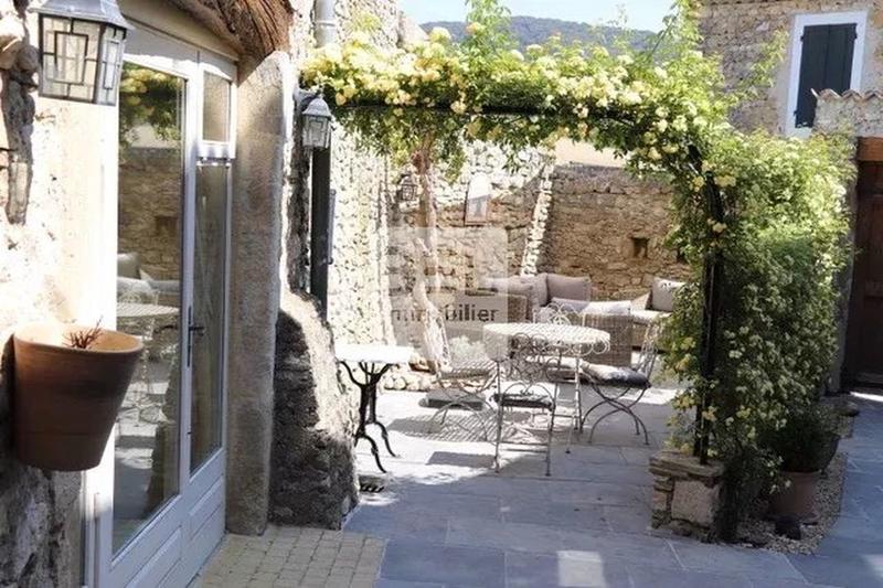 Maison chambre d'hôtes - 280 m² - 10 pièces