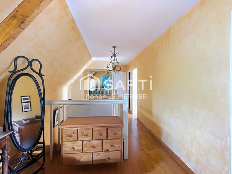 Maison - 151 m² - 7 pièces