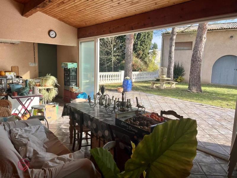 Maison - 227 m² - 6 pièces