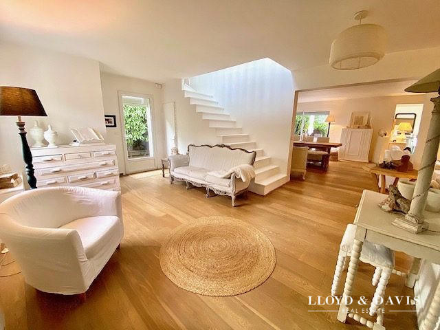 Villa - 159 m² - 7 pièces