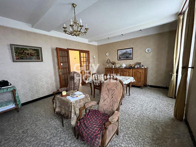 Maison - 145 m² - 6 pièces