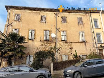 Maison - 346 m² - 21 pièces