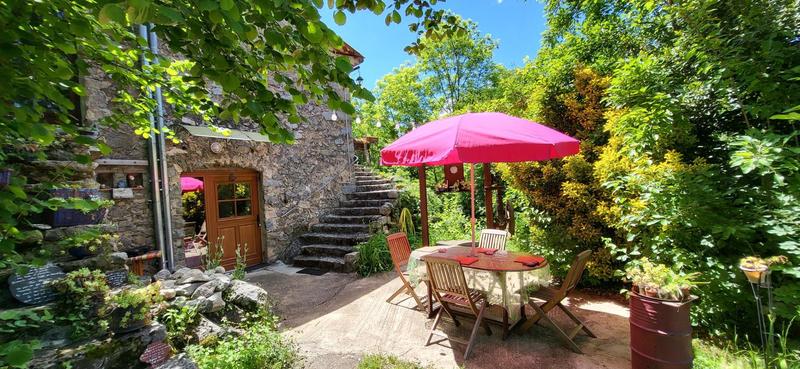 Maison - 300 m² - 12 pièces