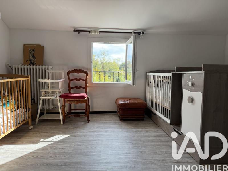 Maison - 269 m² - 7 pièces