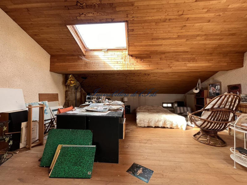 Maison - 282 m² - 7 pièces