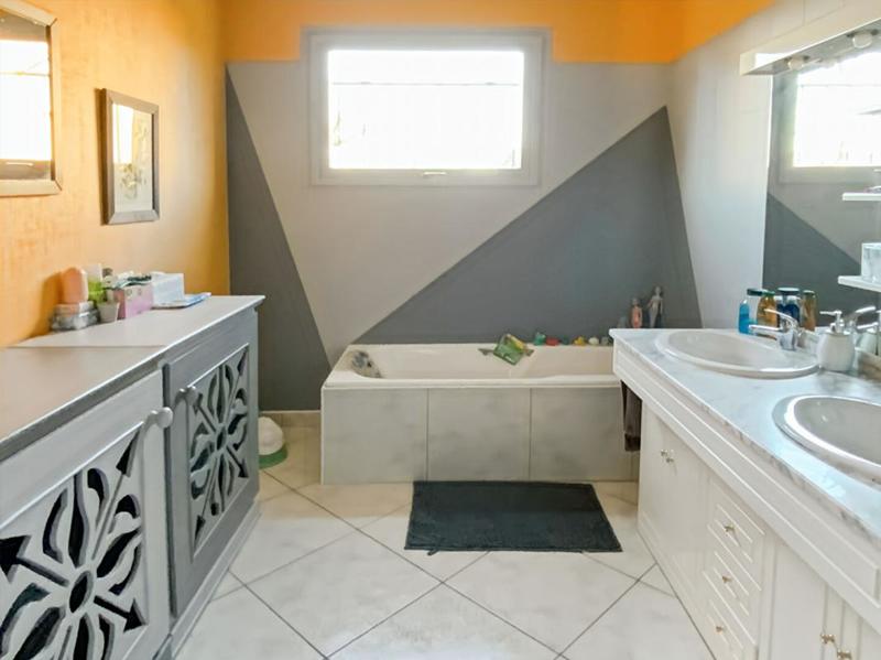 Maison - 149 m² - 8 pièces