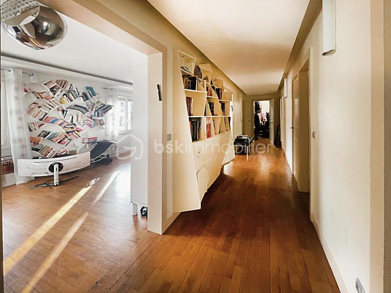 Appartement - 158 m² - 5 pièces