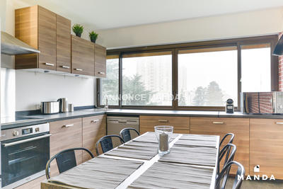 Chambre - 10 m² - 5 pièces