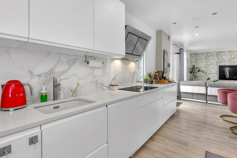 Maison - 193 m² - 6 pièces