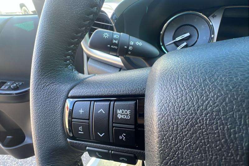 Toyota Hilux 2.8 D4-D 204 Legende X-Tr