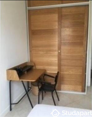 Chambre - 12 m² - 1 pièce