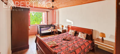 Maison - 99 m² - 5 pièces