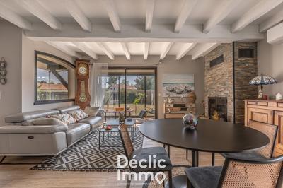 Maison - 140 m² - 7 pièces