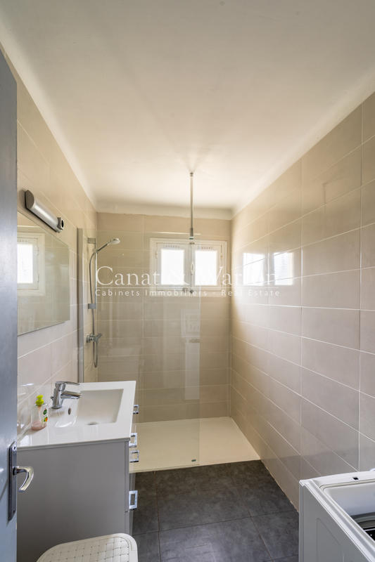 Villa - 181 m² - 7 pièces