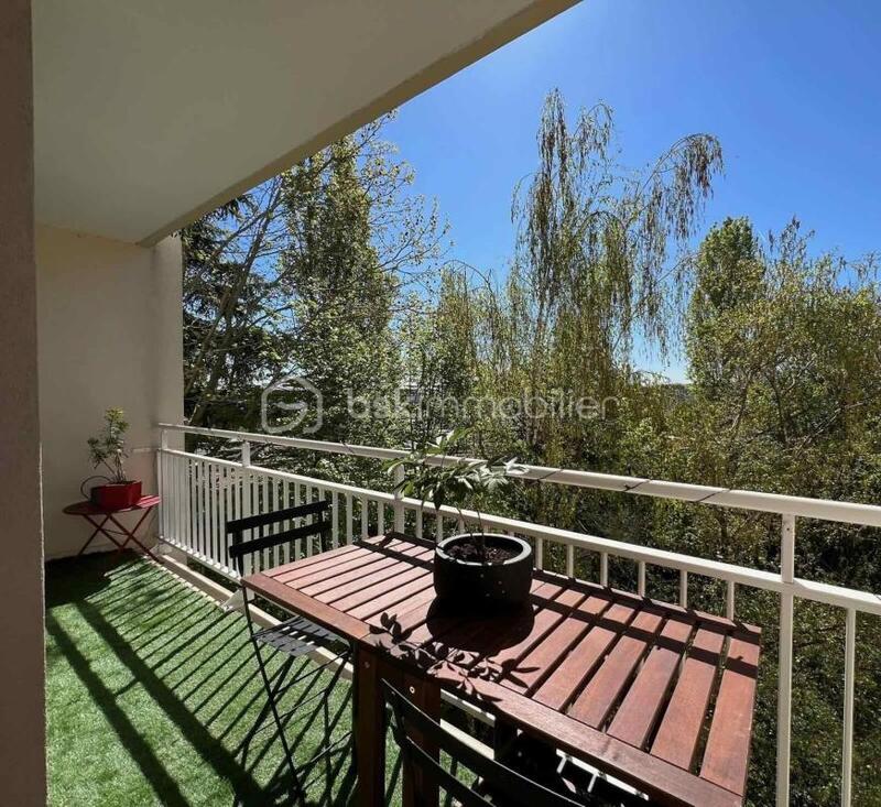 Appartement - 77 m² - 4 pièces