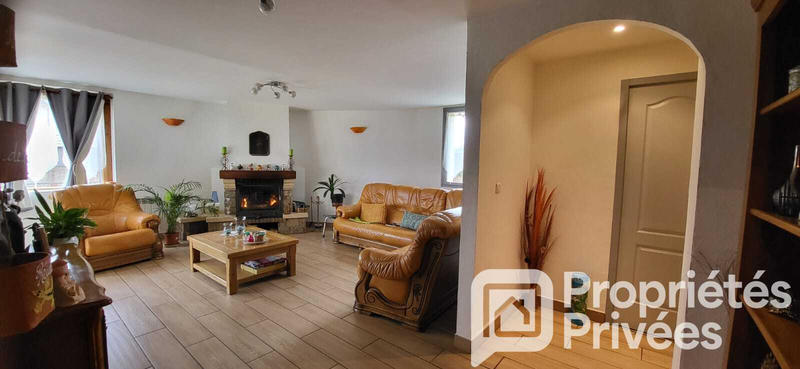 Maison - 190 m² - 7 pièces