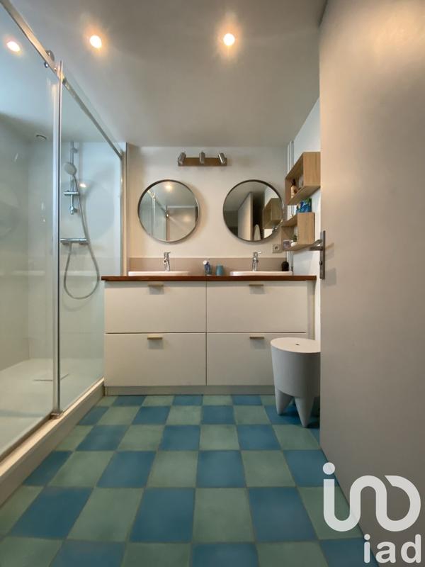 Maison - 207 m² - 7 pièces